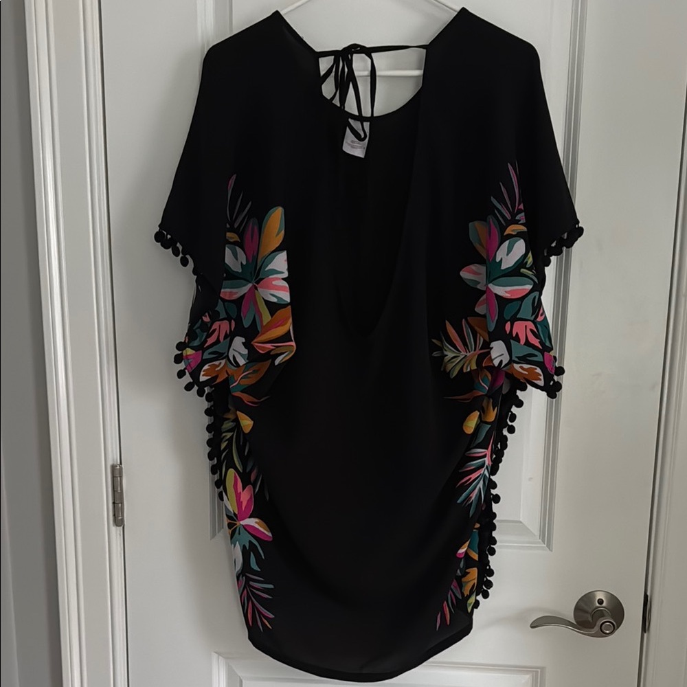 Floral Black Beach Coverup. Perfect condition.